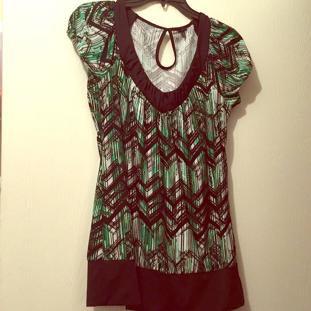 Perfect shirt for work or happy hour!
